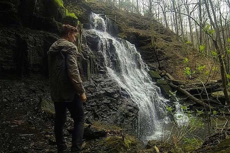 Snoopers Rock Trail
